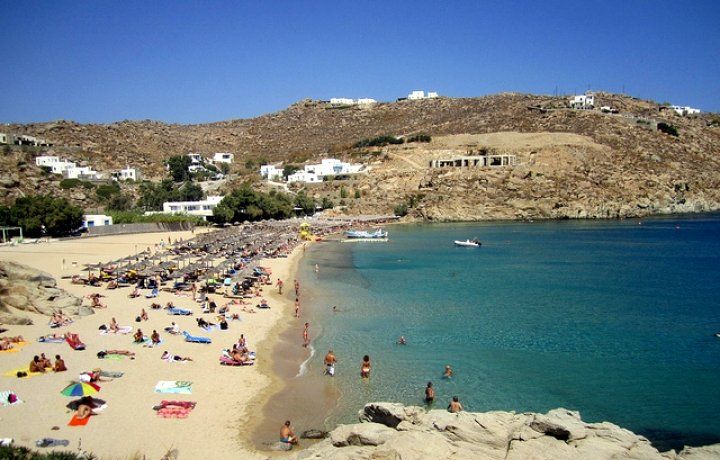 Super Paradise Beach
